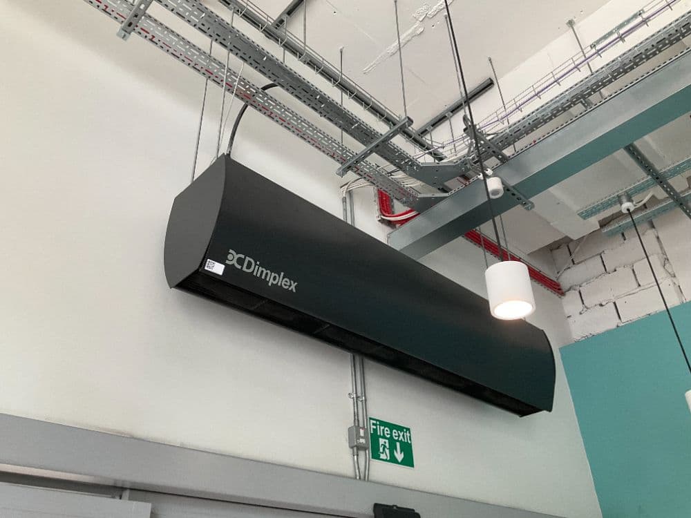 Air conditioning and heating unit