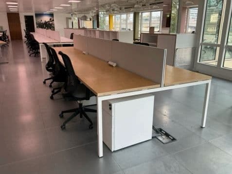 Office Desks Bank of 6 - Brown