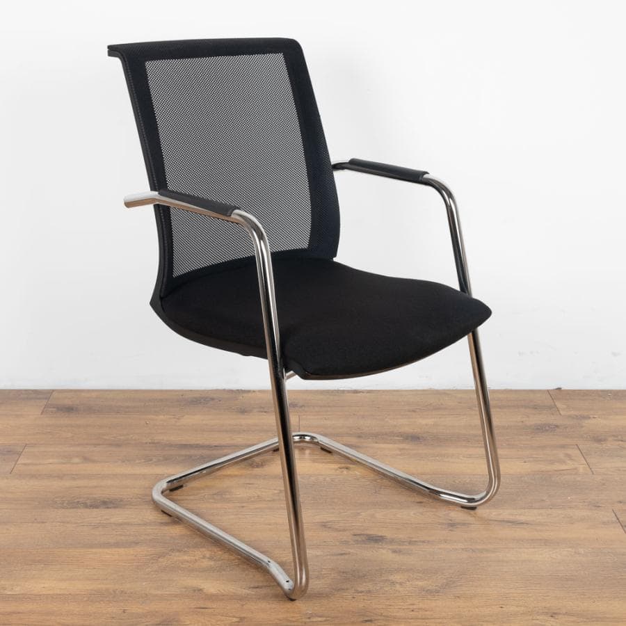 Narbutas EVA Cantilever Meeting Chair