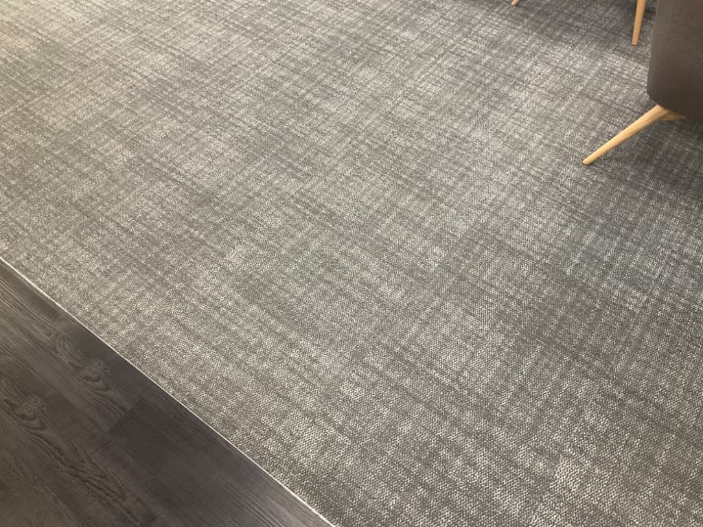 Pile carpet tiles