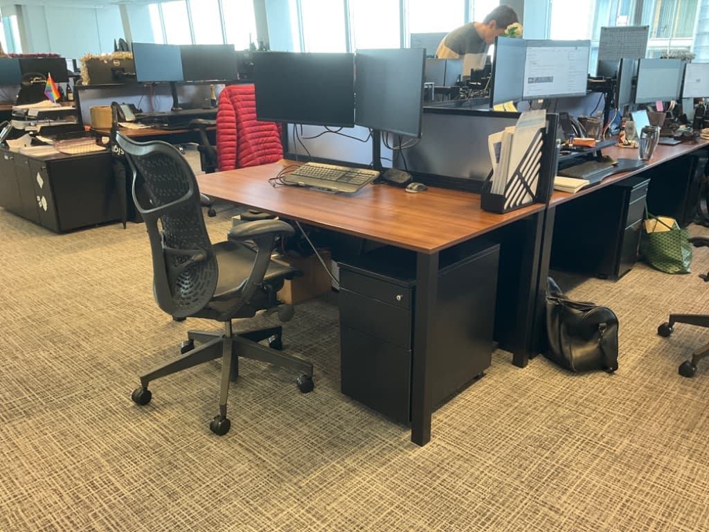 Office desks - single