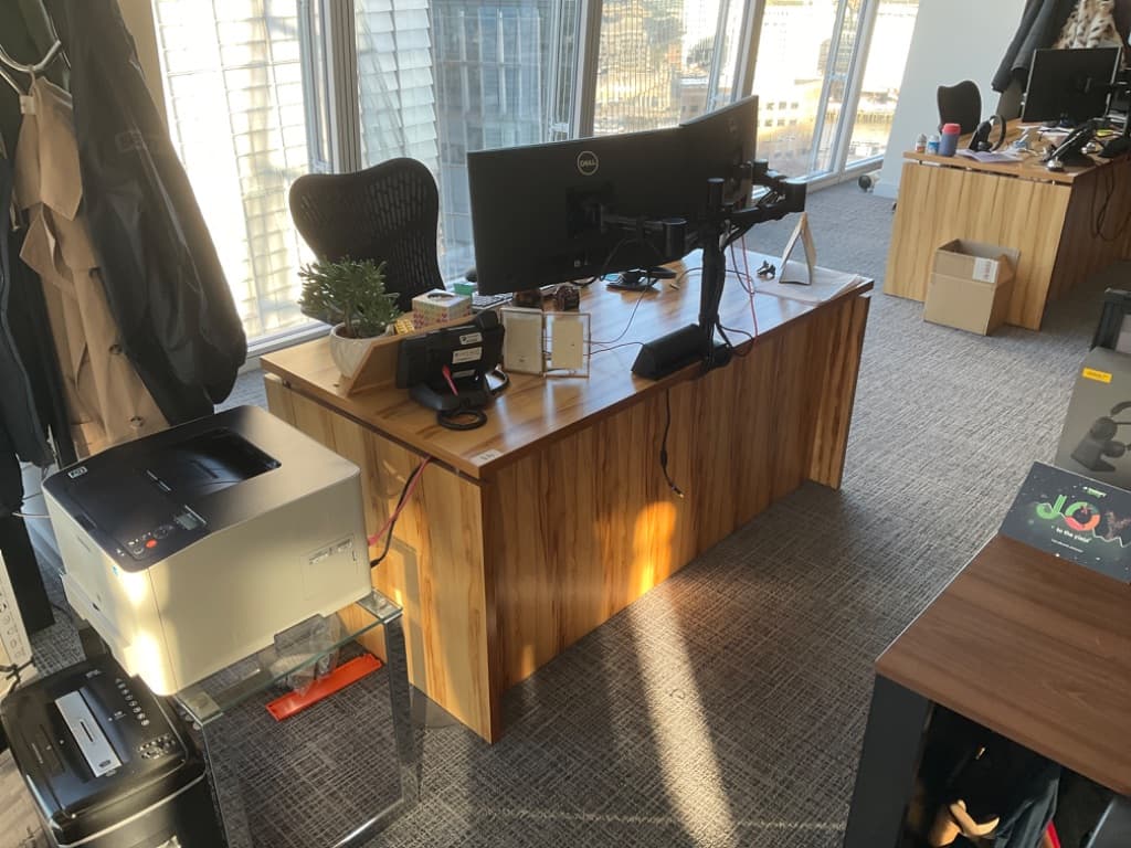 Office desk - single