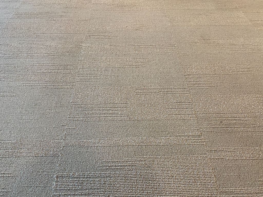 Pile carpet tiles