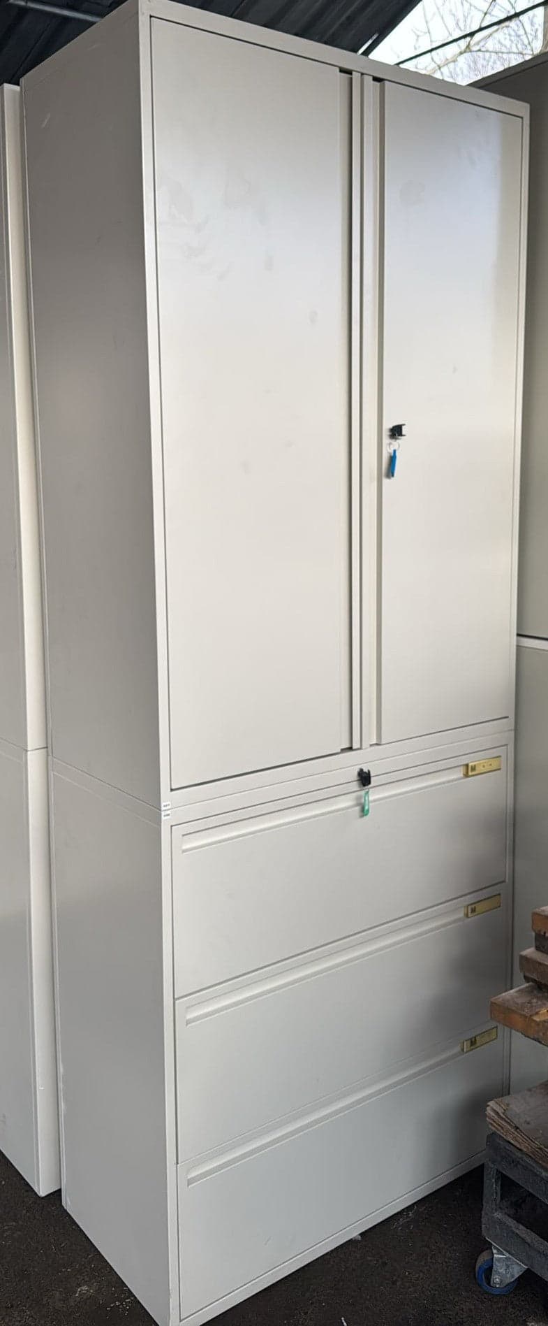 White 2000mm high 1000mm wide metal combi units
