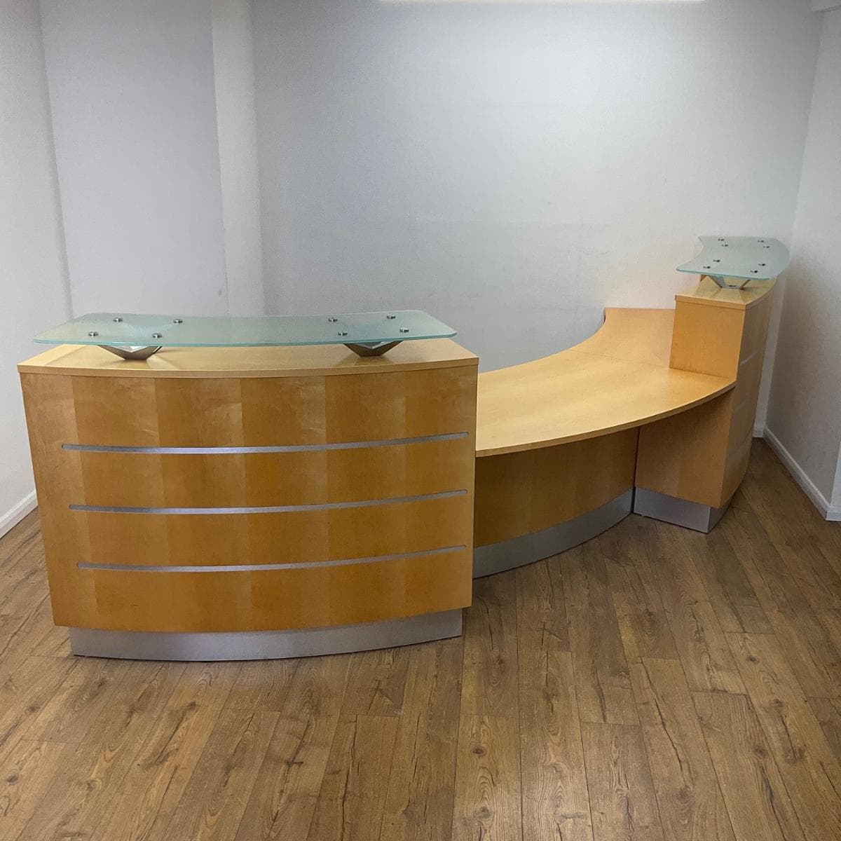 Beech Veneer 3900mm Reception Counter