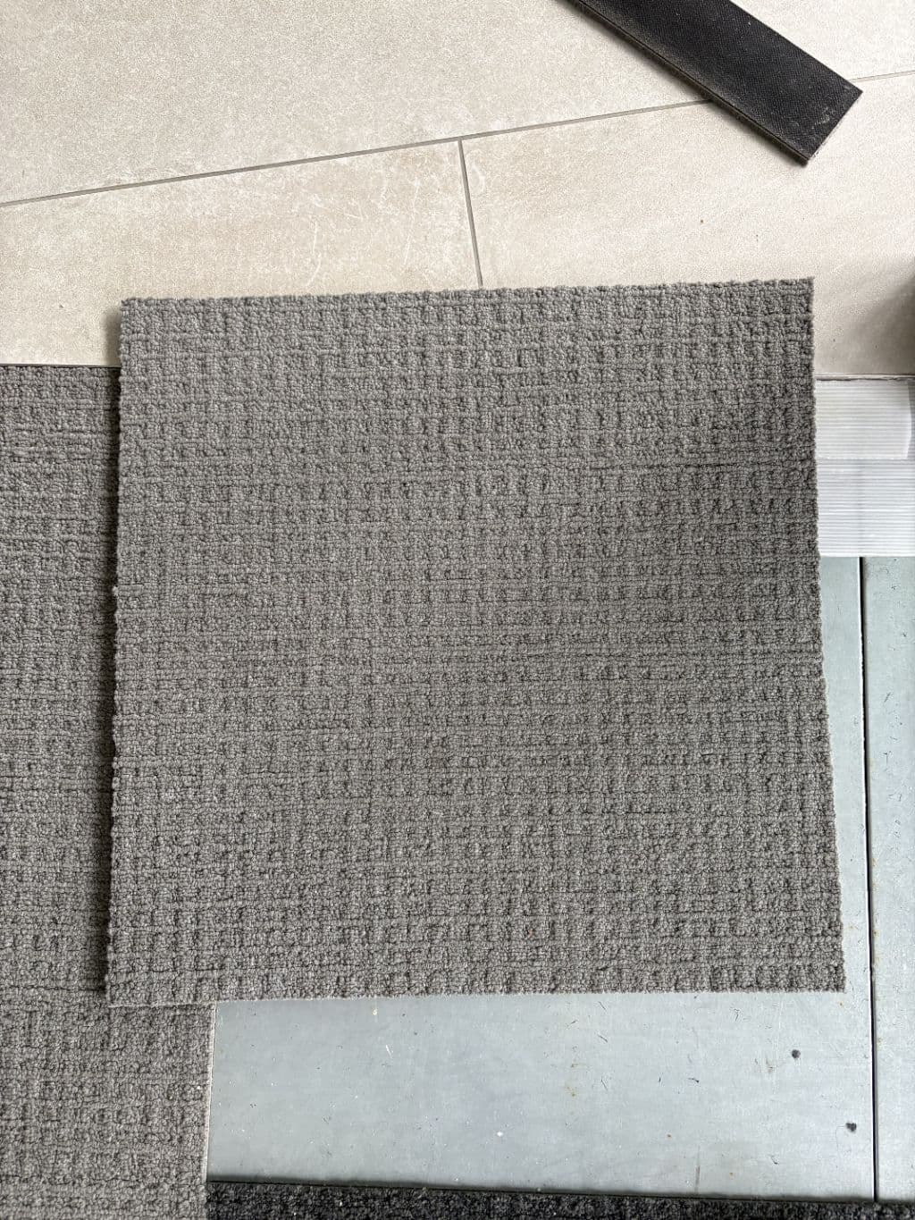 Carpet Tile (tufted, Grey)