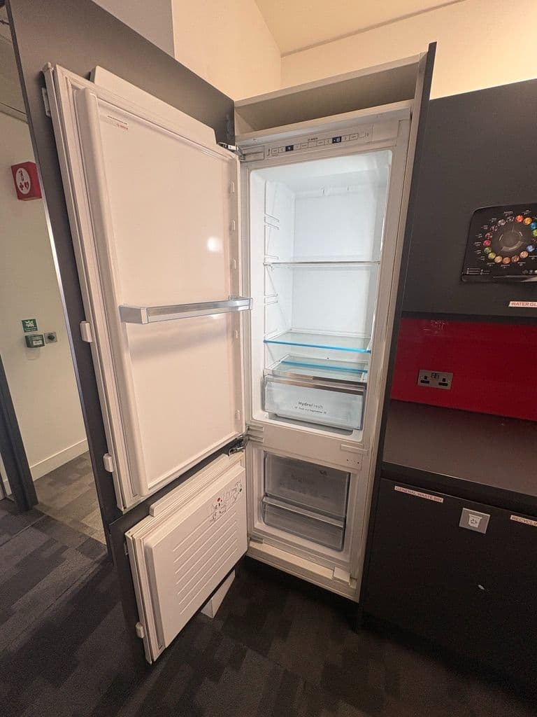 Integrated Built-in Fridge-freezer