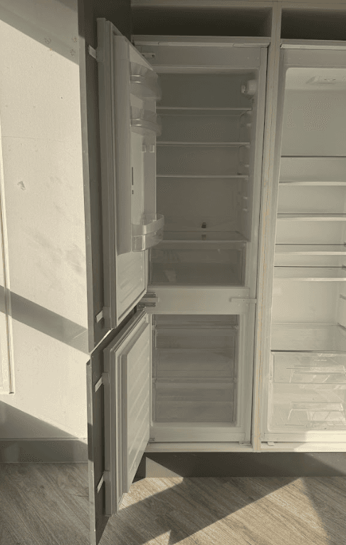 Integrated Fridge-freezer