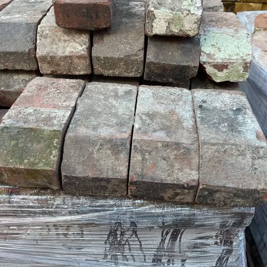 Single Cant Plinth Brick – Strong Wall Base, Worcestershire