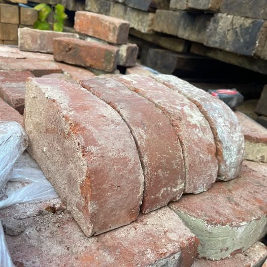 Single Red Bullnose Imperial Bricks 73mm