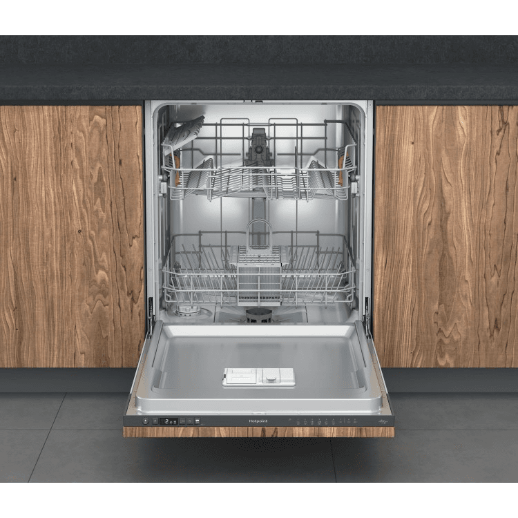 Hotpoint H2IHD526BUK 14 Place Fully Integrated Dishwasher