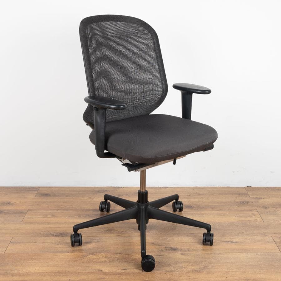 Vitra MedaPal Mesh Operators Chair