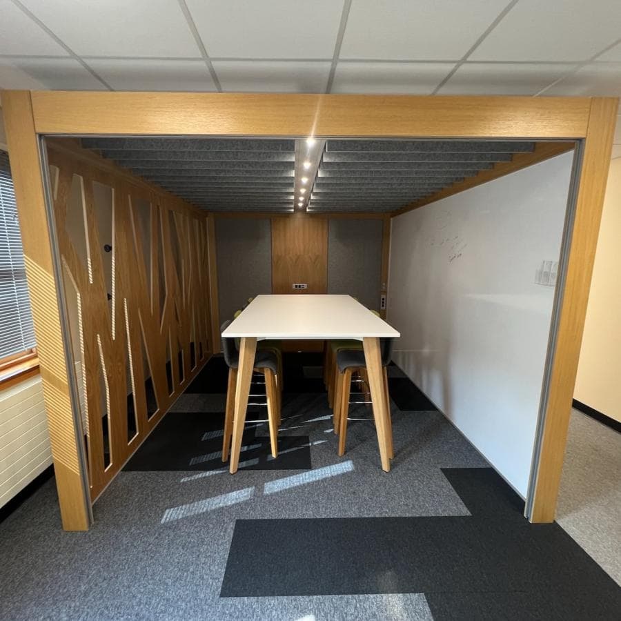 Connection Room Collaboration Pod with Table & Stools